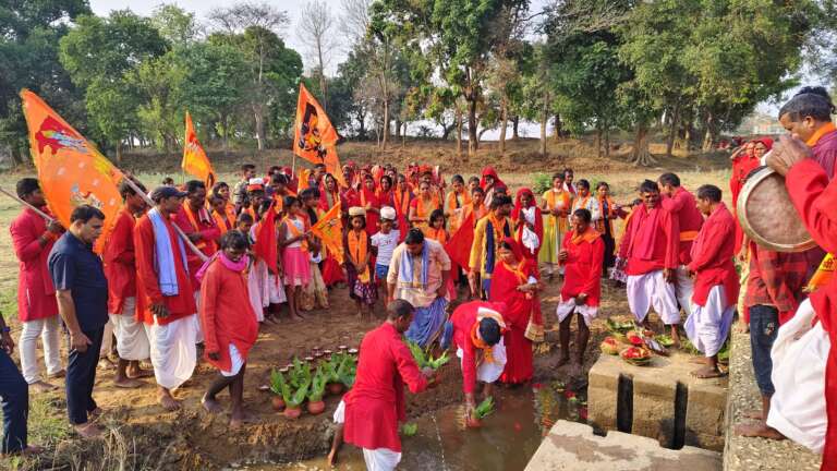 *मुख्यमंत्री श्री विष्णुदेव साय के गृह निवास बगिया में शुरू हुआ चार दिवसीय रामनवमी महायज्ञ ,निकली भव्य कलश यात्रा में शामिल हुए हजारों श्रद्धालु……*