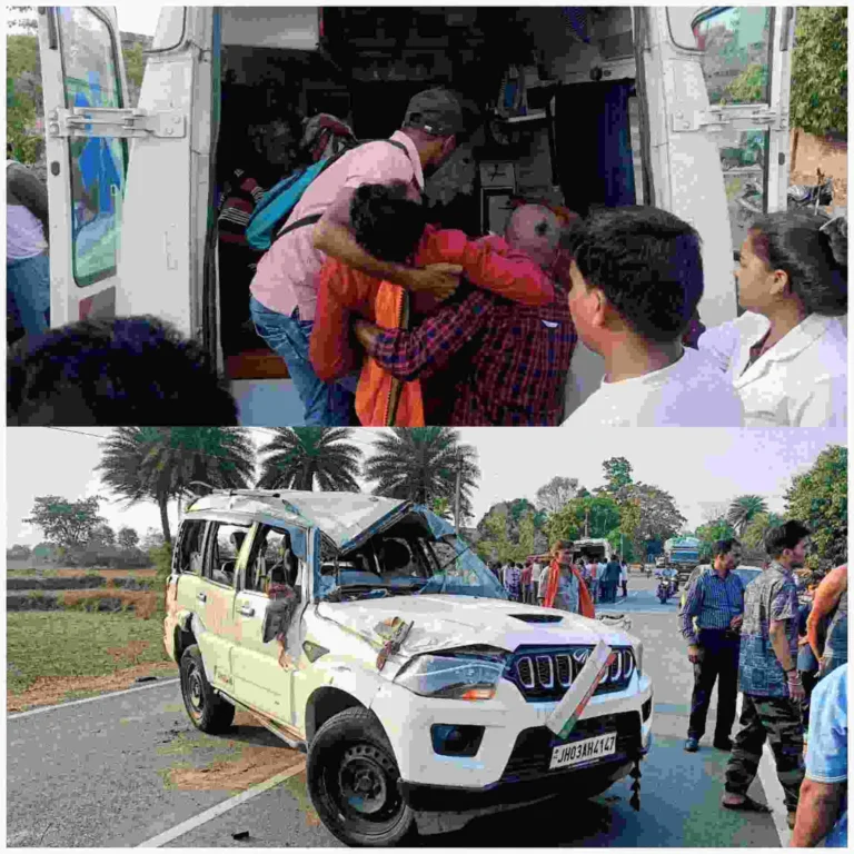 *Big Breaking jashpur:- भाजपा के युवामोर्चा मंडल अध्यक्ष की वाहन दुर्घटना ग्रस्त, मुख्य मार्ग पर अनियंत्रित होकर पलटी, उसमें सवार सभी लोग गंभीर रूप से घायल, मौके पर पहुची पुलिस, 108 वाहन की मदद से घायलों उपचार के लिए किया गया रिफर..!*