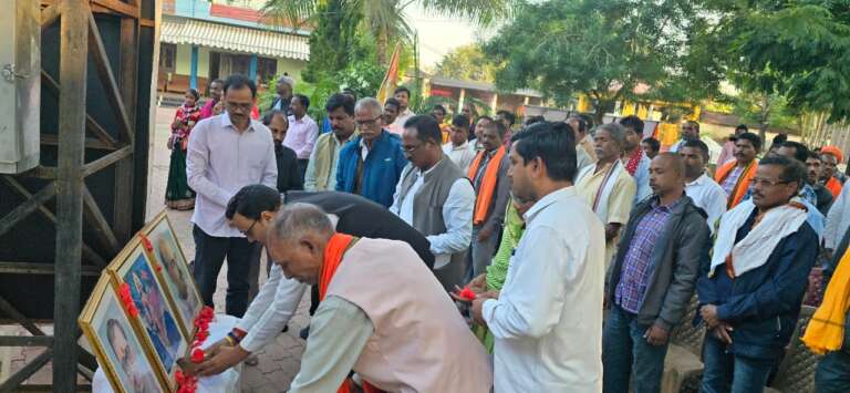 *वंदे मातरम राष्ट्रगीत के 150 वर्ष पूर्ण होने पर उल्लासपूर्वक किया गया गायन, भाजपा मंडल दोकड़ा के कार्यकर्ताओं की हुई अहम बैठक संपन्न…….*